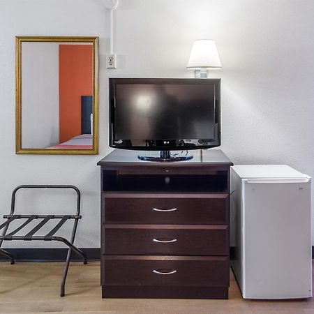 Motel 6-Groton, Ct - Casinos Nearby Luaran gambar